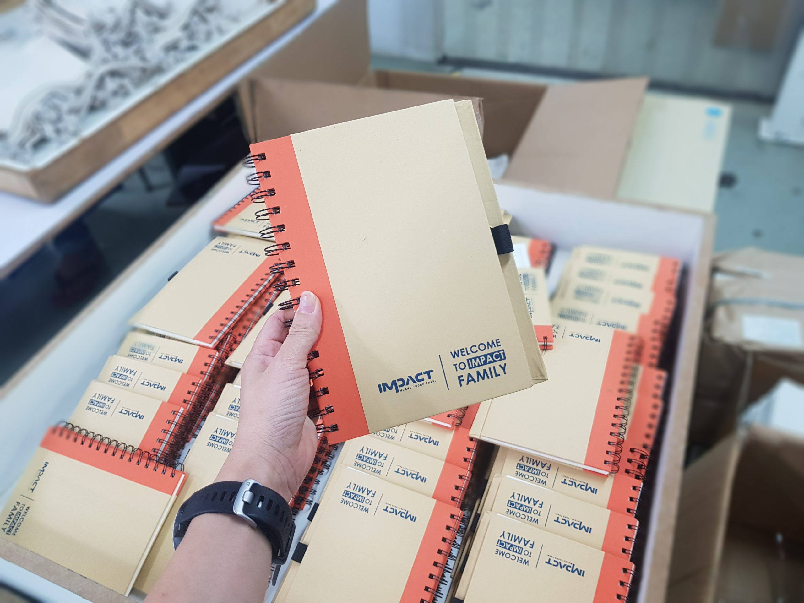 ผลงาน ของพรีเมี่ยม สมุดโน๊ต IMPACT MUNG THONG THANI