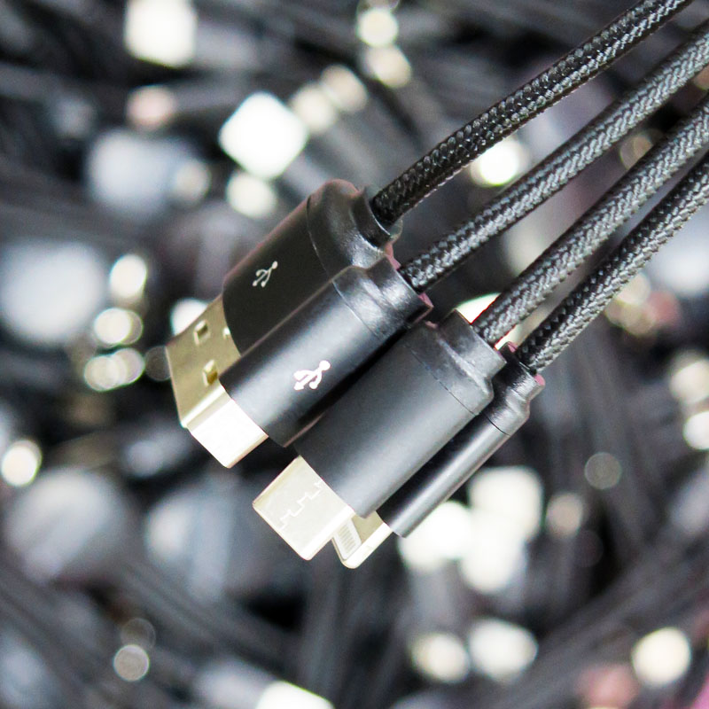 ผลงานของพรีเมี่ยม สายชาร์จ USB สกรีนโลโก้ สกรีนโลโก้ howden maxi