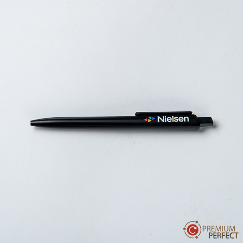 ผลงานปากกาพลาสติก Nielsen