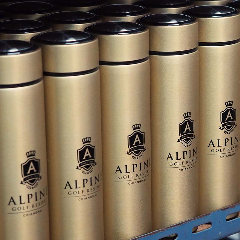 ผลงานกระบอกน้ำ สกรีนโล ALPINE GOLF RESORT