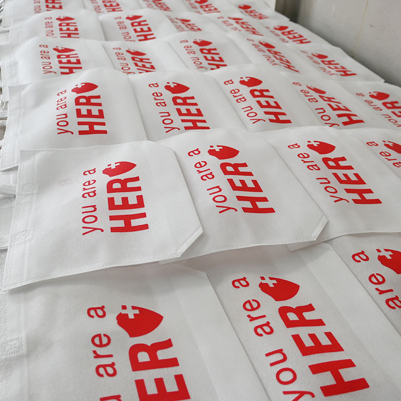 ผลงานถุงผ้าสปันบอนด์ สกรีนโลโก้ you are a her