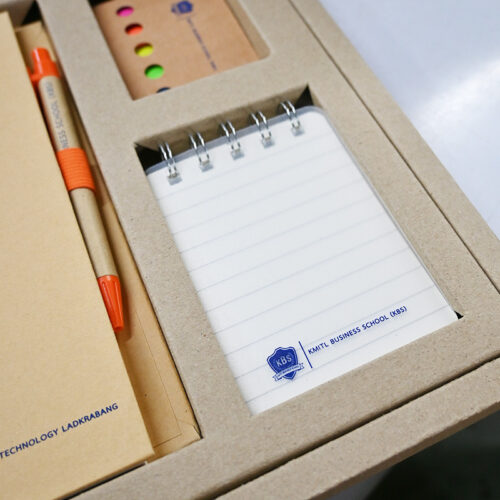 ผลงาน Gift Set สมุดโน้ต สกรีนโลโก้ KBS