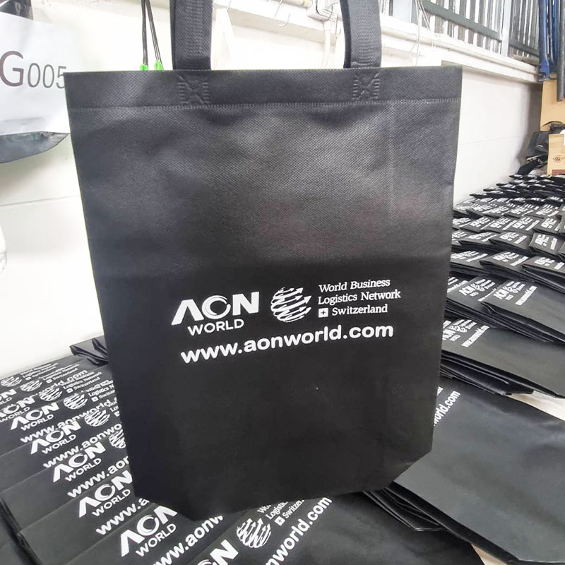 ถุงผ้า-สกรีนโลโก้-www.aonworld.com
