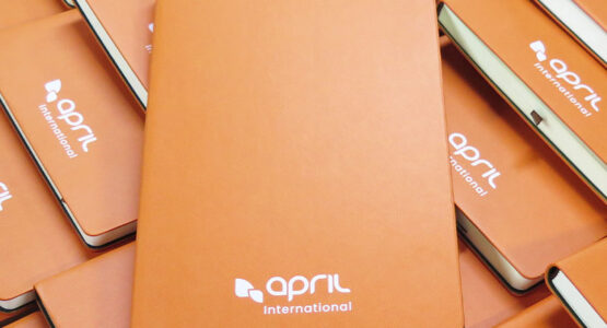 สมุดโน้ต-สกรีนโลโก้-opril-international