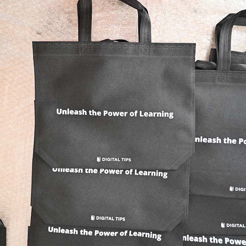 ถุงผ้า-Unleash-the-power-of-learning