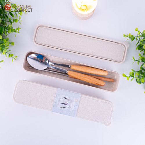 ผลงาน-ชุดช้อน-ตะเกียบสแตนเลส-กล่องพลาสติกฟางข้าว-ของชำร่วย (5)