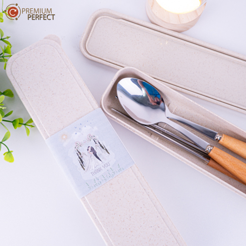 ผลงาน-ชุดช้อน-ตะเกียบสแตนเลส-กล่องพลาสติกฟางข้าว-ของชำร่วย (6)