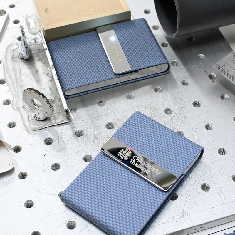 ตลับนามบัตร-สกรีนโลโก้-CFA-Society-Thailand