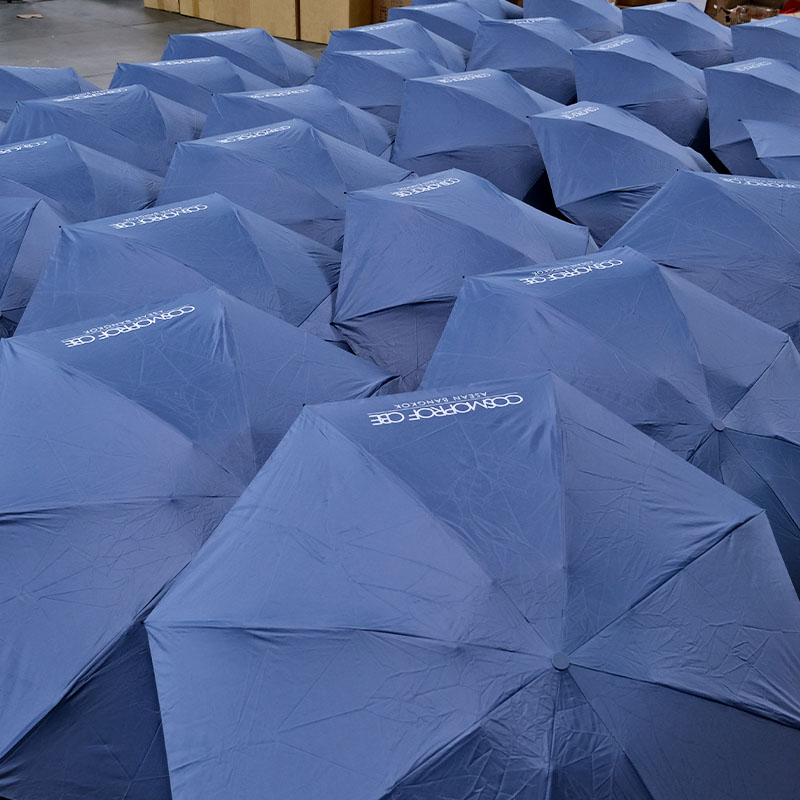 ร่ม-สกรีนโลโก้-COSMOPROF-OBE