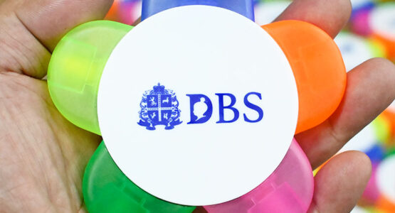 ปากกาเน้นข้อความ-สกรีนโลโก้-DBS-2